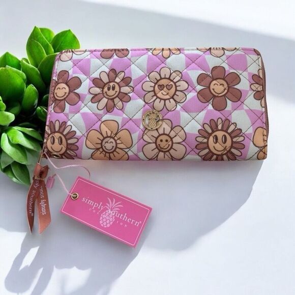 Simply Southern Floral Zip-Up Full Size Multi-Pocket Fabric Wallet NWT!! - Picture 1 of 3